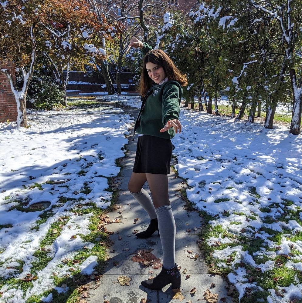 Meet your Posher, Adriana